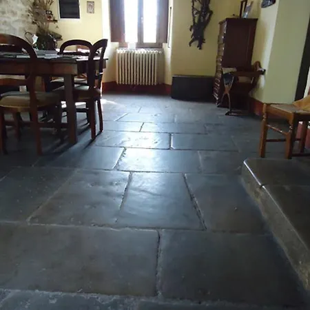 I Monti Di Salecchio Farm stay *