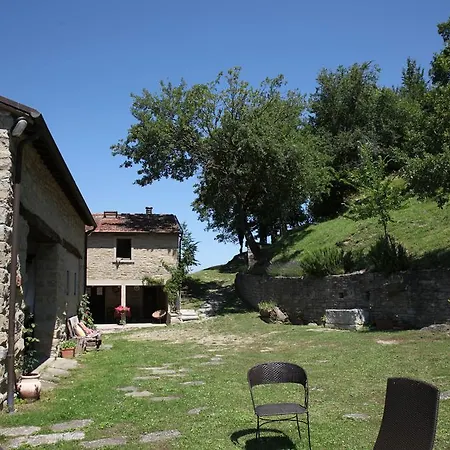 I Monti Di Salecchio Farm stay *